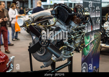 STUTTGART; DEUTSCHLAND - MÄRZ 04; 2017: Mercedes-Benz M186 Motor; 1951. Europas größte Oldtimer-Messe "RETRO CLASSICS" Stockfoto
