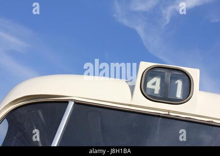 Buslinie von einem klassischen öffentlich-rechtlichen vehicle Stockfoto