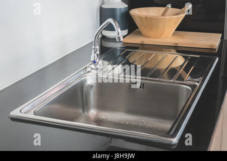 Waschbecken, Küchenausstattung Stockfoto