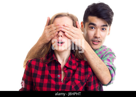 Junges Paar in karierten Hemden Stockfoto