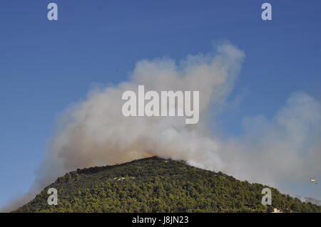 Rauchen Sie, Rauchen, raucht, Rauch, Mallorca, Brand, Feuersbrunst, Waldbrand, Stockfoto