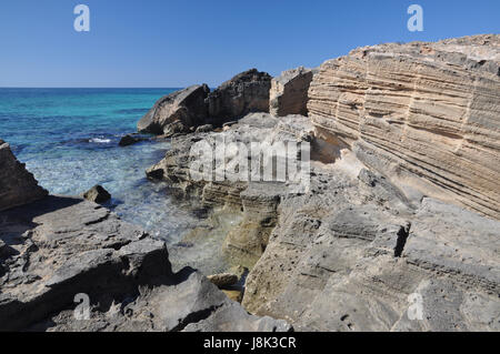 Küste in der Nähe von ses Covetes, mallorca Stockfoto