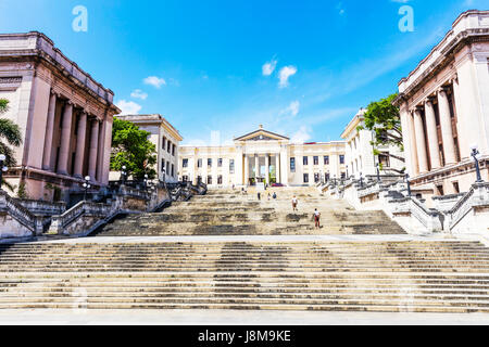 Die Alma Mater-Statue vor der Universität von Havanna, Universidad De La Habana, Eingang, Havanna, Kuba Stockfoto