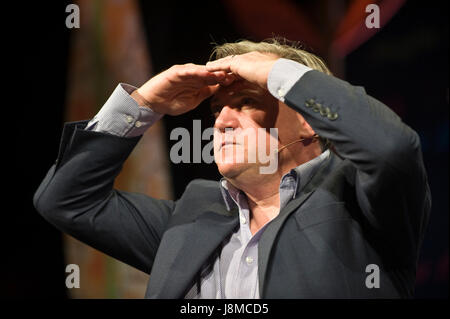 Ed Balls spricht über seine Karriere in der Politik bei Hay Festival 2017 Hay-on-Wye Powys Wales UK Stockfoto