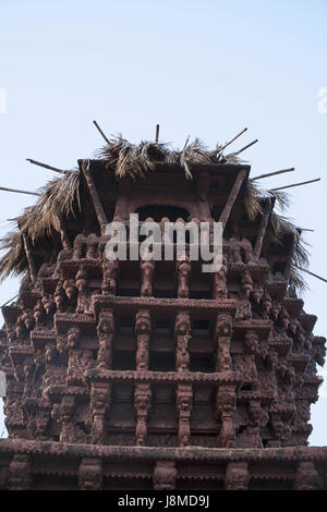 Wagen Sie in der Nähe von Banashankari Amma Tempel, Badami, Karnataka Stockfoto