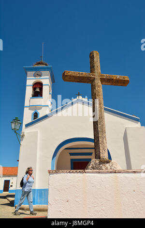 Die traditionellen kleinen Dorf von Santa Susana, sehr reich an traditionellen Architektur mit weissen Häusern. Portugal Stockfoto