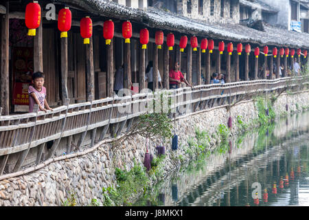 Yantou, Boteli, Zhejiang, China.  Lishui Street, aus 16.. Jahrhundert. Stockfoto