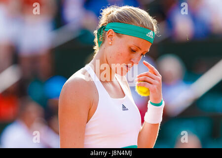 Paris, Frankreich, 29. Mai 2017, Tennis French Open: französische Spieler Kiki Mladenovic während ihr erstes Vorrundenspiel bei den 2017 Tennis French Open in Roland Garros Paris. Bildnachweis: Frank Molter/Alamy Live-Nachrichten Stockfoto