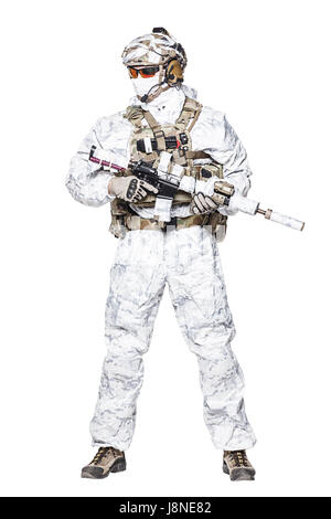 Special Forces Operator in Camo Winterkleidung Stockfoto