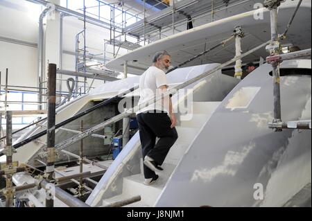 Viareggio (Toskana, Italien), Overmarine Werften, Bau von großen Luxus-Yachten Stockfoto