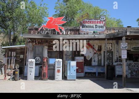 Hackberry alten allgemeinen Speicher und Garage auf der Route 66 Arizona usa Stockfoto