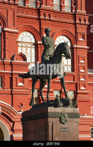 Moskau: das Denkmal für Marschall der Sowjetunion Shukow, errichtet im Jahr 1995 zum 50. Jahrestag des Sieges im großen Vaterländischen Krieg Stockfoto