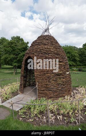 Ein Dickicht Künstlers Kelly Englisch, Lyndale Park in Minneapolis, Minnesota, USA. Stockfoto