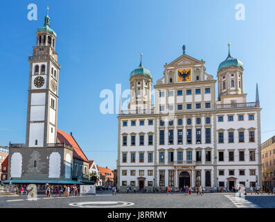 Das Rathaus (Rathaus) und Perlach Turm (Perlachturm), Rathausplatz, Augsburg, Bayern, Deutschland Stockfoto