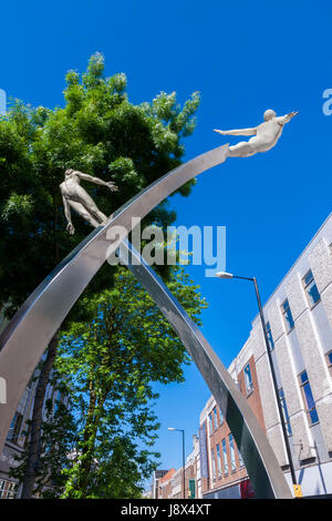 Entdeckung-Statue in Abington St, Northampton. Stockfoto