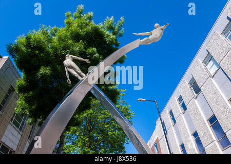 Entdeckung-Statue in Abington St, Northampton. Stockfoto