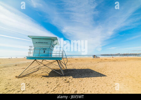 Rettungsschwimmer-Hütte in Pismo Beach, Kalifornien Stockfoto