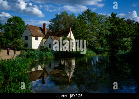 Willy Lotts-Haus, das in vielen Constable Gemälde, darunter "Der Heuwagen" vorgestellt. In der Nähe von Flatford Mühle am Fluss Stour, East Bergholt, S Stockfoto