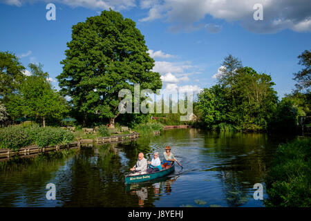 Die Gegend um Deadham Lock und Flatford Mühle am Fluss Stour, East Bergholt, Suffolk, UK. Der Bereich bezeichnet als "Constable"Land, in dem die Stockfoto