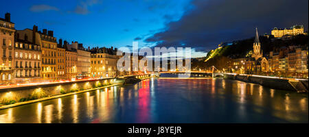 Ansicht der Saône in Lyon Stadt am Abend, Frankreich Stockfoto
