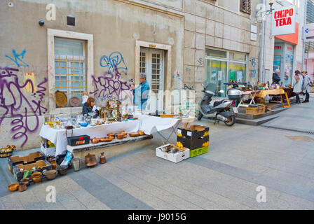 Flohmarkt, Ciscuttijeva Street, Pula, Istrien, Kroatien Stockfoto