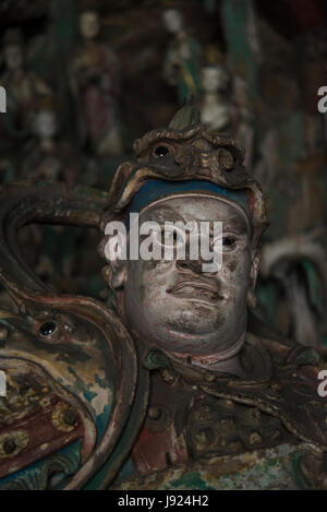 Skanda Statue ist in der Halle ein tausend Buddhas, Shuanglin Tempel, ein großer buddhistischer Tempel aus der Ming-Dynastie, Pingyao, Shanxi Provinz, China Stockfoto