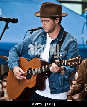 New York City, NY, USA. 29. Mai 2017. Niall Horan führt auf NBC "Today" Show Konzertreihe am Rockefeller Plaza. Stockfoto