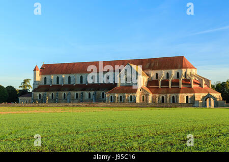 Frankreich, Yonne, Ligny-le-Châtel, Zisterzienser Abtei von Pontigny, die Kirche Stockfoto