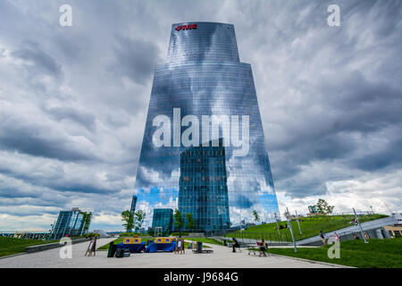 Cira-Green und einem modernen Gebäude in Philadelphia, Pennsylvania. Stockfoto