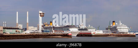 Kreuzfahrtschiffe, Le Havre, Normandie, Frankreich Stockfoto