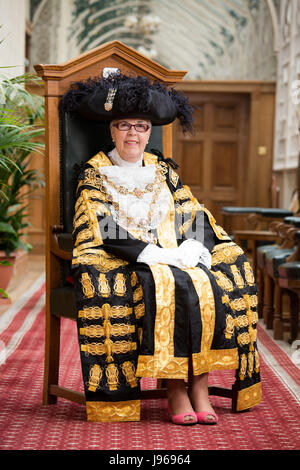 Cllr Anne Underwood zu Birmingham Oberbürgermeister Stockfoto