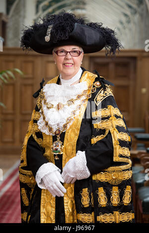 Cllr Anne Underwood zu Birmingham Oberbürgermeister Stockfoto