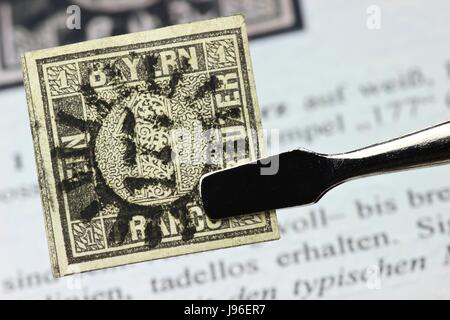 1 Kreuzer schwarz, erste Deutsche Briefmarke, ausgestellt im Königreich Bayern Stockfoto