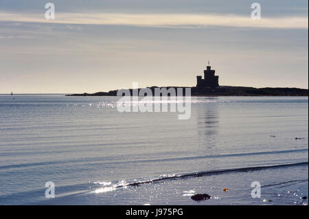 Der Turm der Zuflucht in der Douglss Bucht, Isle Of Man bei Ebbe Stockfoto