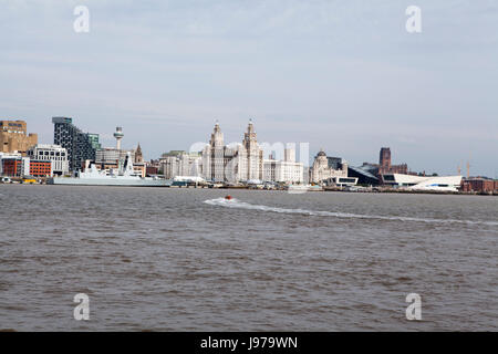 Blick über die Flüsse Mersey Liverpool uk Stockfoto