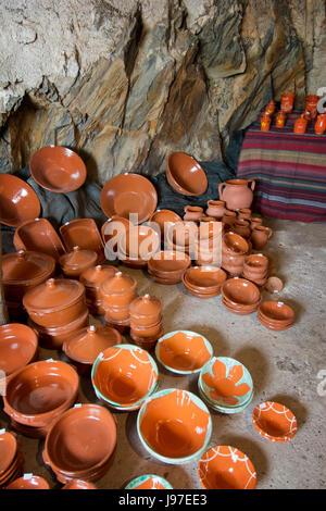 Handgefertigte Keramik aus Redondo. Alentejo, Portugal Stockfoto