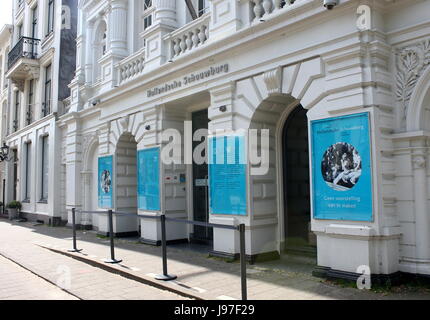 De Hollandsche Schouwburg in Amsterdam, Niederlande bei Plantage Middenlaan. Im zweiten Weltkrieg ein Zentrum der Deportation. Jetzt Teil von das jüdische Historische Museum. Stockfoto