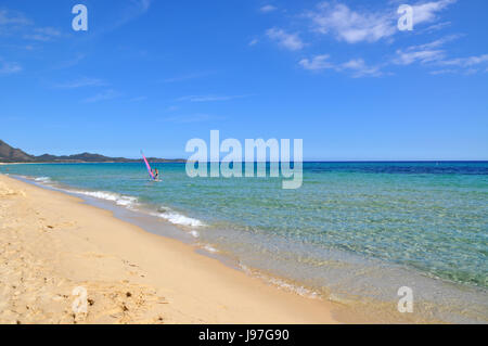 Costa Rei Strandblick - mediterrane Meerblick auf der Insel Sardinien in Italien Stockfoto