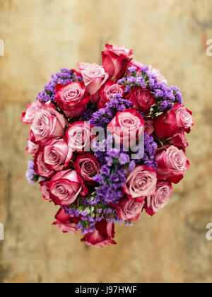 Strauß mit roten Rosen Stockfoto