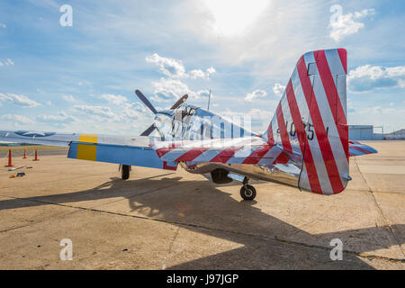 Geparkt vintage American P-51 Mustang fighter Flugzeug, der Betty Jane, aus dem zweiten Weltkrieg Ära. Stockfoto