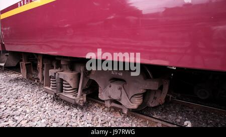 1K aus Bangkok Zug Bahnhof Hua Lamphong Rail Yard SRT Thailand Stockfoto