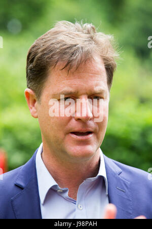 Nick Clegg ist ein liberaler Demokrat MP und steht für eine Wiederwahl in Sheffield Hallam University am 8. Juni. Er ist ein ehemaliger stellvertretender Premierminister Stockfoto