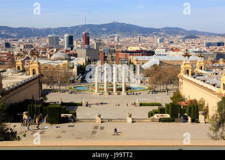 Blick über Barcelona Sant Bereich von Plaça de Les Cascades, Barcelona, Katalonien, Spanien Stockfoto