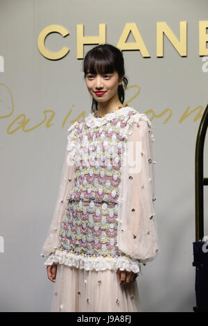 Tokio, Japan. 31. Mai 2017. Japanische Schauspielerin stellt Nana Komatsu bei einem Foto-Shooting von Chanel Métiers d ' Art Kollektion in Tokio auf Mittwoch, 31. Mai 2017. Kredite: Yoshio Tsunoda/AFLO/Alamy Live-Nachrichten Stockfoto