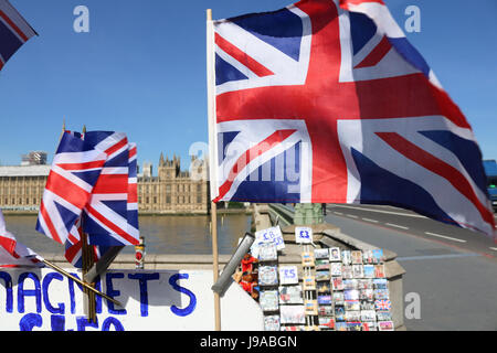 London, UK. 1. Juni 2017. Big Ben Tower und Palast von Westminster gebadet im Sonnenschein mit noch eine Woche bis die britische Öffentlichkeit gehen zu den Urnen zu entscheiden, eine neue Regierung Credit: Amer Ghazzal/Alamy Live-Nachrichten Stockfoto