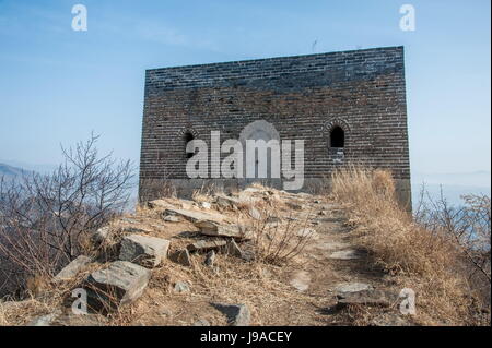 Peking, Peking, China. 1. Juni 2017. Peking, CHINA-Mai 31 2017: (nur zur redaktionellen Verwendung. CHINA HERAUS). Die Ruinen von Great Wall am Yunmeng Mountain in Peking. Bildnachweis: SIPA Asien/ZUMA Draht/Alamy Live-Nachrichten Stockfoto