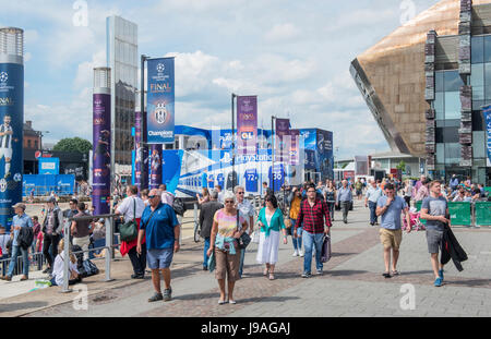 Cardiff, Wales, UK. 1. Juni 2017. Aufbau der UEFA Meisterschaft Finale Cardiff Bay 1. Juni 2017 Credit: Nick Jenkins/Alamy Live-Nachrichten Stockfoto