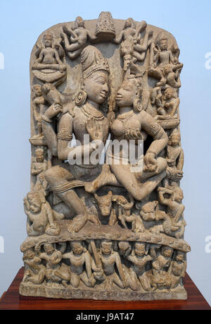 Shiva und Parvati, Zentralindien, 11. 12. Jhd, Sandstein Matsuoka Museum of Art Tokyo, Japan-DSC07141 Stockfoto