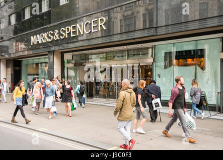 Die Markierungen und Spencer Pantheon-Flagship-Store auf der Oxford Street - ein Grade 1 aufgeführten Gebäude, Stockfoto