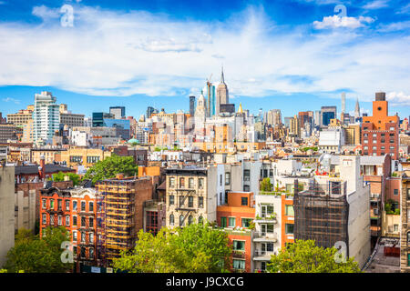 New York City Blick auf Lower East Side in Richtung Midtown Manhattan. Stockfoto